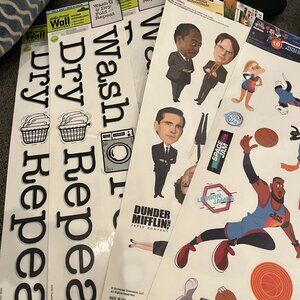 Free Wall Decal with $25 Closet Purchase